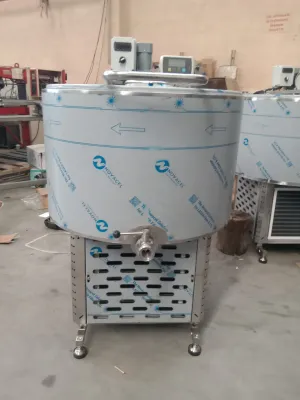 300 Lt Vertical Type Milk Cooling Tank
